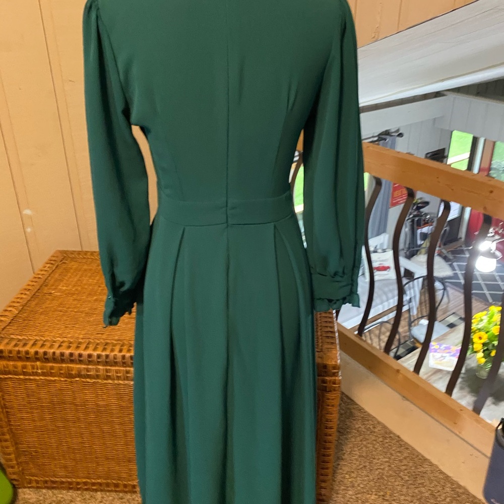 NWOT Emerald Green Dress - Picture 4 of 6